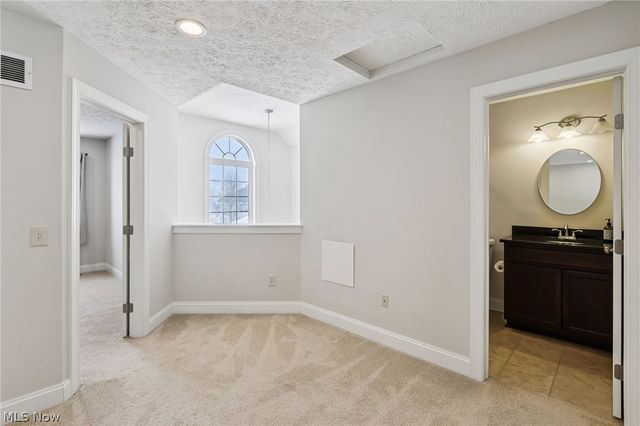 1416 Spyglass Hill Drive, Brunswick, OH 44212