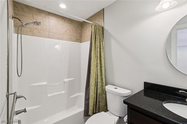 1416 Spyglass Hill Drive, Brunswick, OH 44212