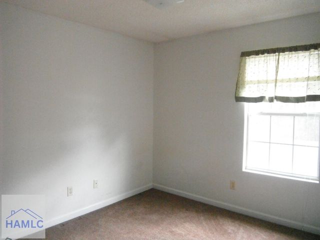 1100-8A Pineland Avenue, Hinesville, GA 31313