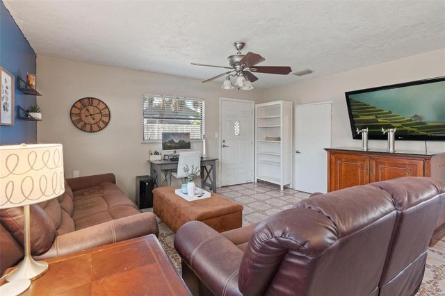 2798 67TH STREET N, St Petersburg, FL 33710