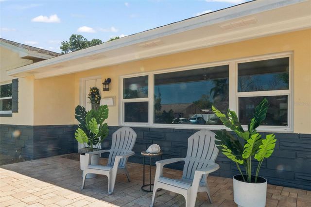 2798 67TH STREET N, St Petersburg, FL 33710