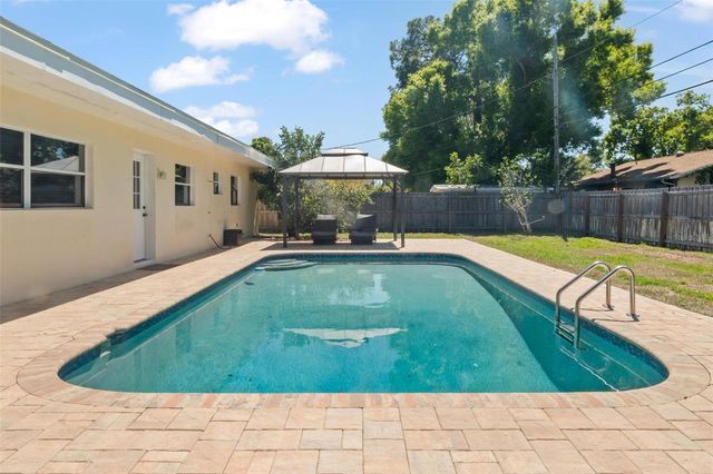 2798 67TH STREET N, St Petersburg, FL 33710