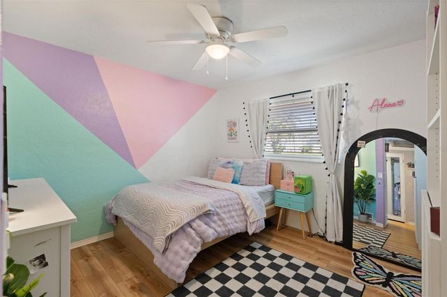 2798 67TH STREET N, St Petersburg, FL 33710