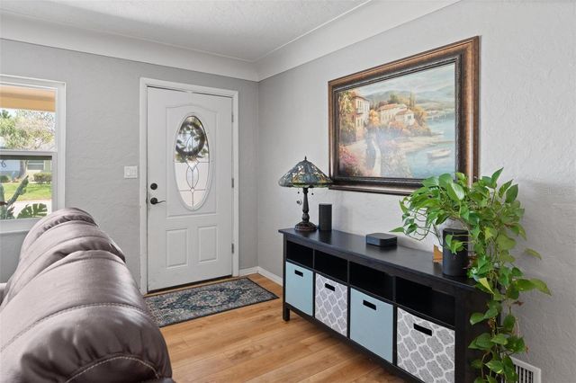 2798 67TH STREET N, St Petersburg, FL 33710