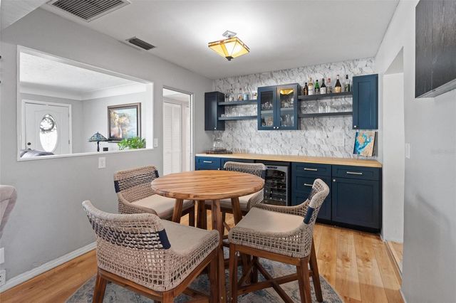 2798 67TH STREET N, St Petersburg, FL 33710