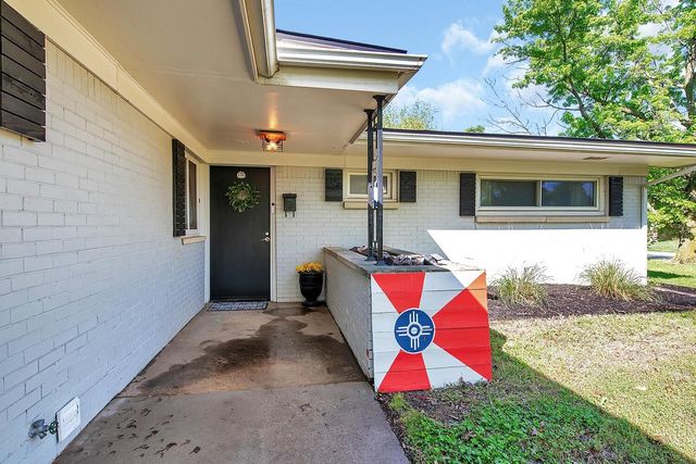 6033 E 10th St. N, Wichita, KS 67208