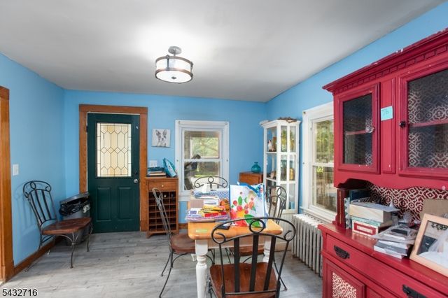 44 Elm St, Franklin Twp., NJ 08873