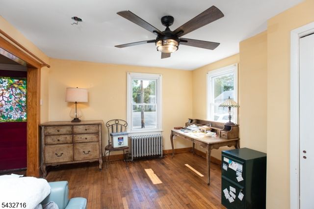 44 Elm St, Franklin Twp., NJ 08873