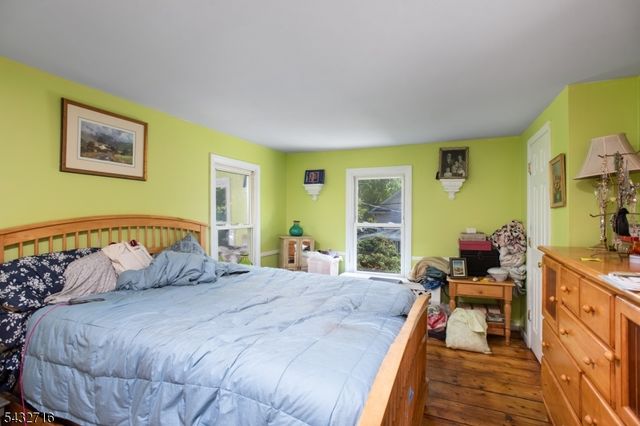 44 Elm St, Franklin Twp., NJ 08873