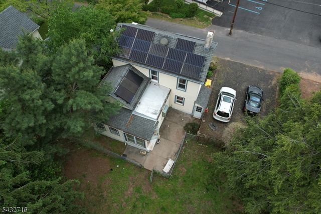 44 Elm St, Franklin Twp., NJ 08873