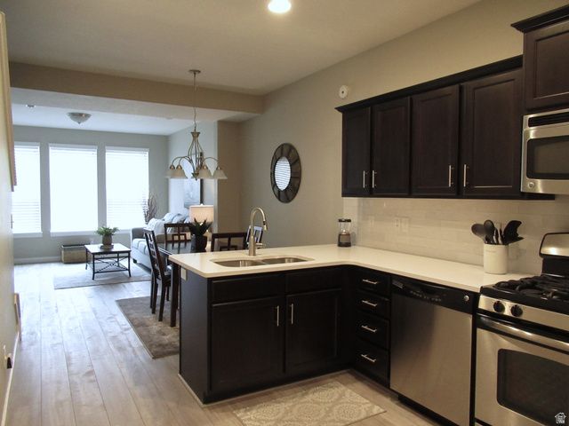 3744 W MANDRAKE WAY, South Jordan, UT 84095