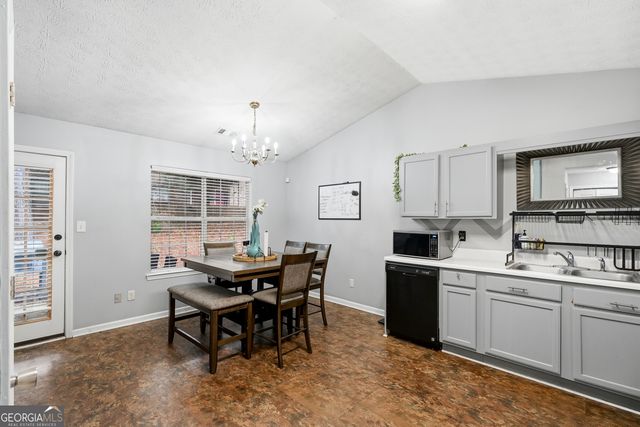 102 TURNING PT, Stockbridge, GA 30281