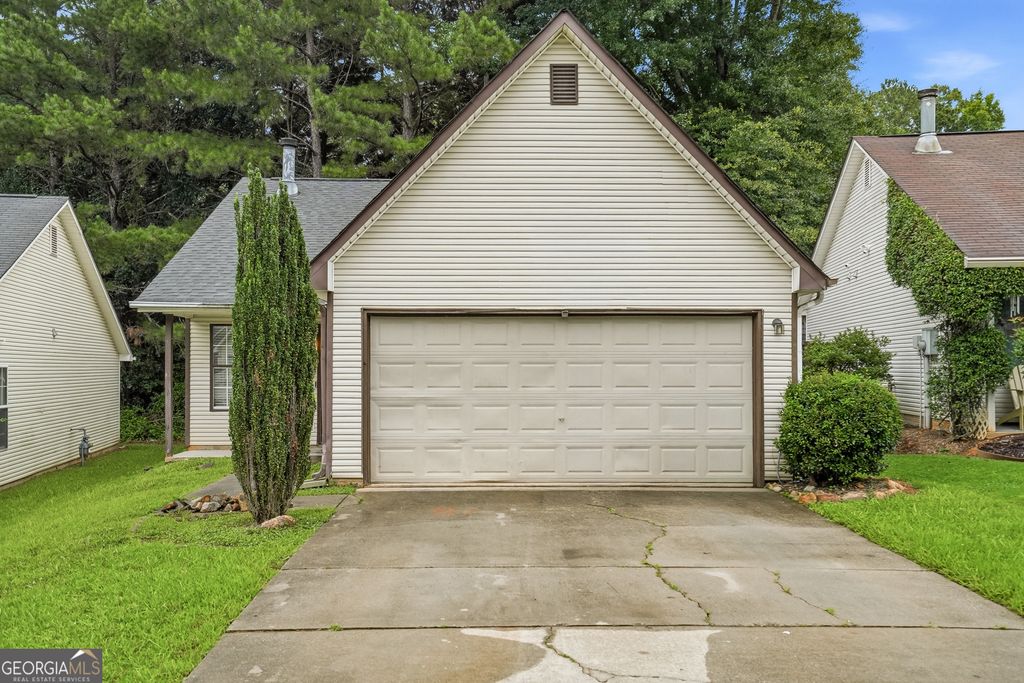 102 TURNING PT, Stockbridge, GA 30281