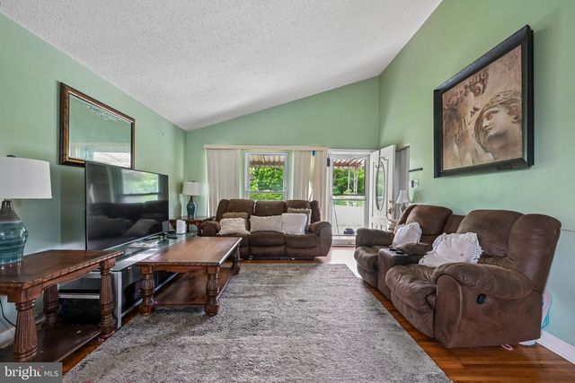 2632 COOPER AVE, Pennsauken, NJ 08109
