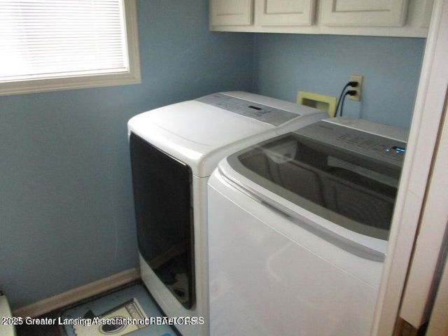 12885 Isle Royale Drive, Dewitt, MI 48820