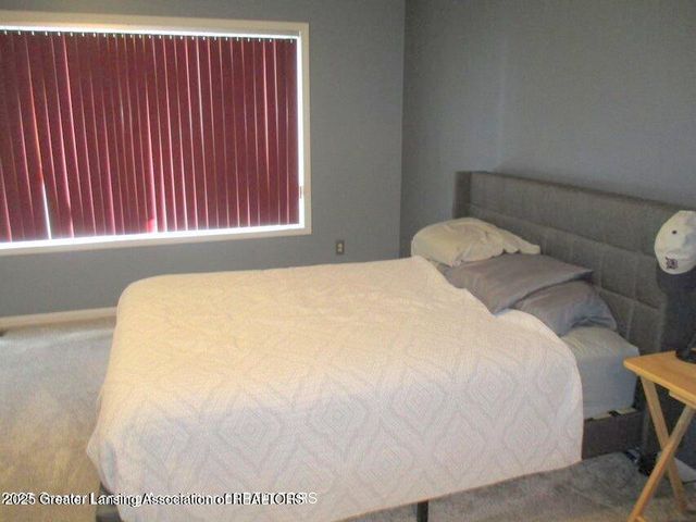 12885 Isle Royale Drive, Dewitt, MI 48820