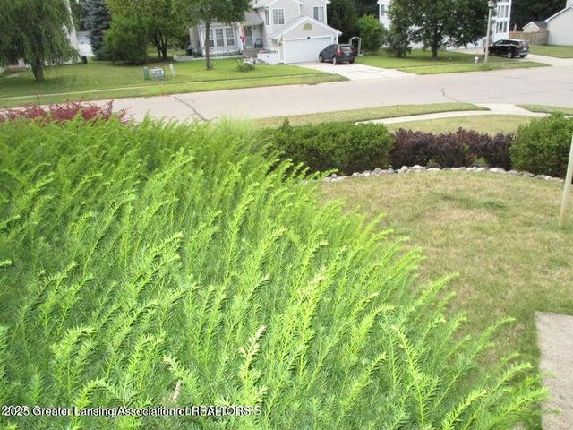 12885 Isle Royale Drive, Dewitt, MI 48820