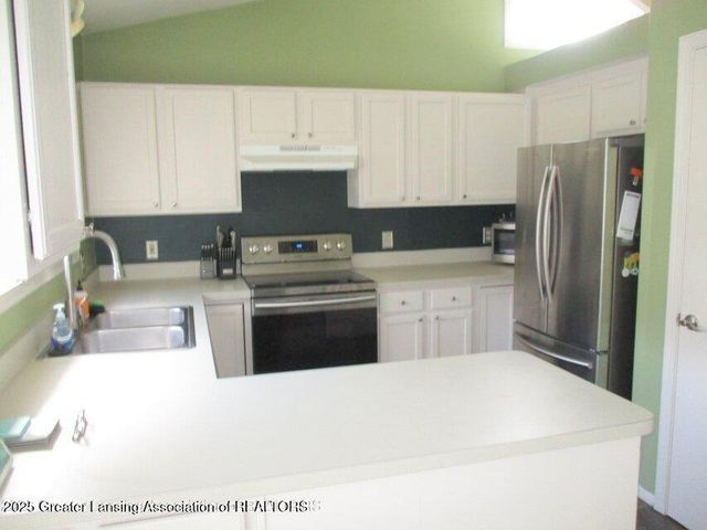 12885 Isle Royale Drive, Dewitt, MI 48820