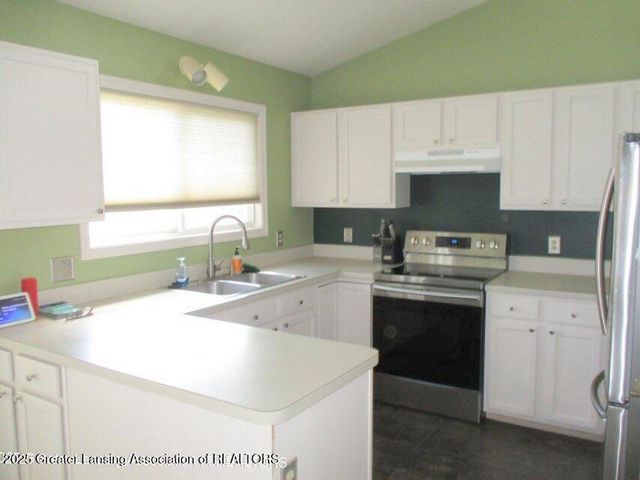 12885 Isle Royale Drive, Dewitt, MI 48820