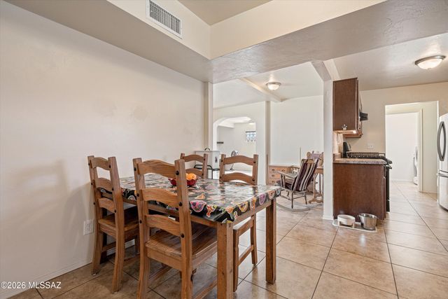 3235 W Dakota Place, Tucson, AZ 85746