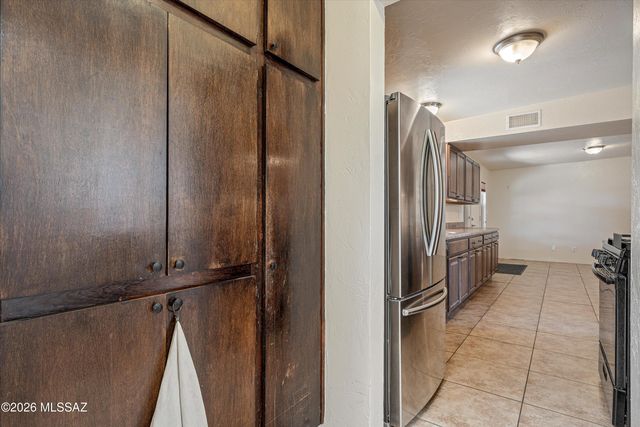 3235 W Dakota Place, Tucson, AZ 85746