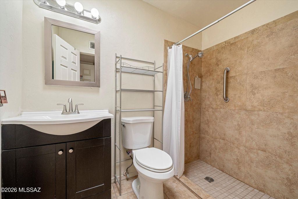 3235 W Dakota Place, Tucson, AZ 85746