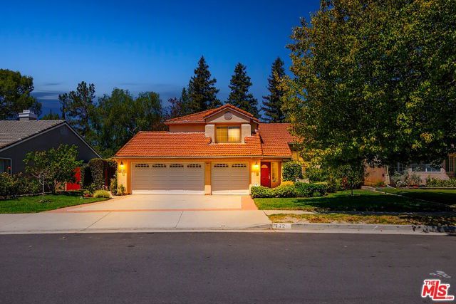 7721 Atron Avenue, West Hills (los Angeles), CA 91304