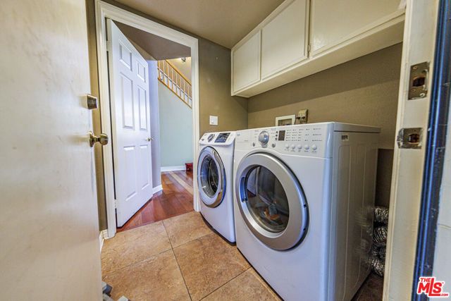 7721 Atron Avenue, West Hills (los Angeles), CA 91304