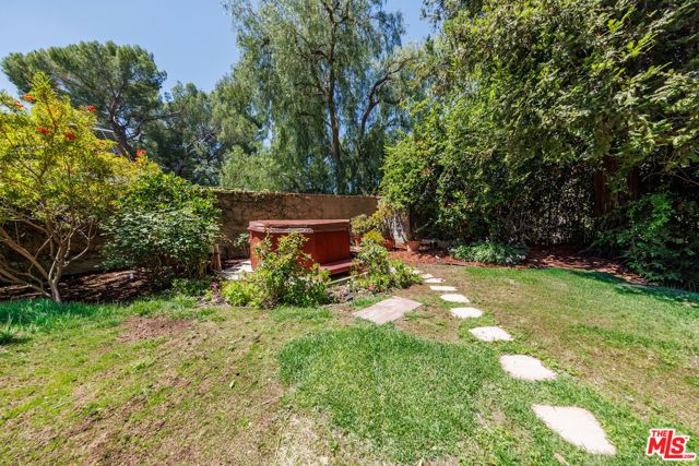 7721 Atron Avenue, West Hills (los Angeles), CA 91304