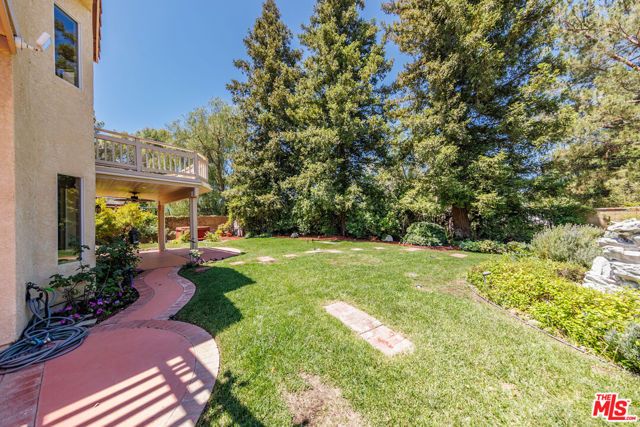 7721 Atron Avenue, West Hills (los Angeles), CA 91304
