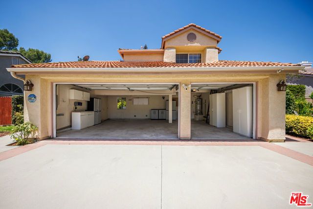 7721 Atron Avenue, West Hills (los Angeles), CA 91304