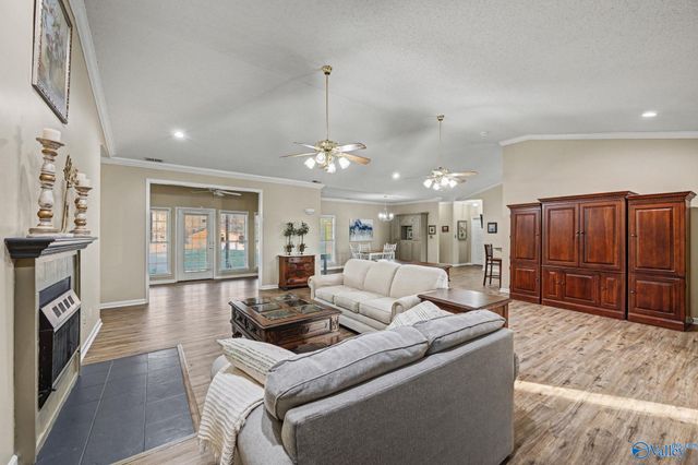 26184 Mooresville Road, Elkmont, AL 35620