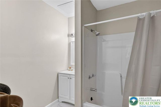 3084 Pleasant View Drive, Polk Twp, PA 18058