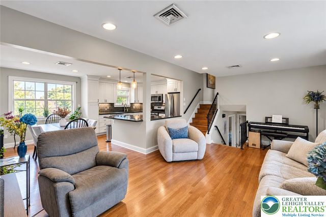 2824 Center Street, Bethlehem City, PA 18017