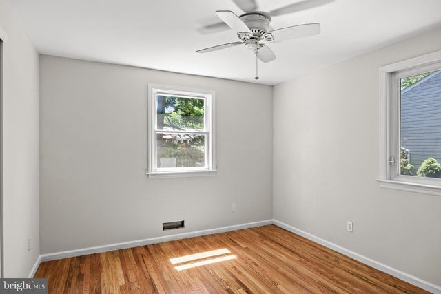 319 BRENTWOOD AVE, Cherry Hill, NJ 08002