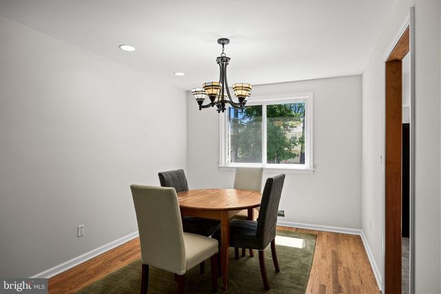 319 BRENTWOOD AVE, Cherry Hill, NJ 08002