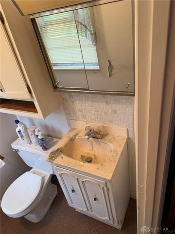 432 Scarborough Court, New Lebanon, OH 45345