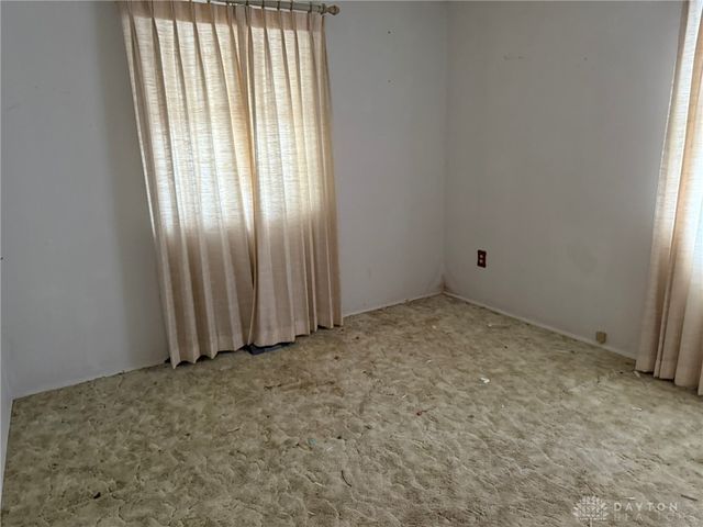 432 Scarborough Court, New Lebanon, OH 45345