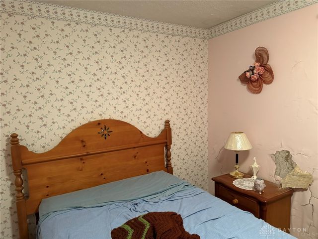 432 Scarborough Court, New Lebanon, OH 45345