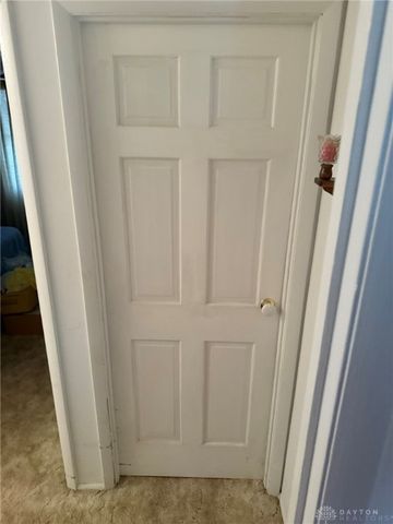 432 Scarborough Court, New Lebanon, OH 45345