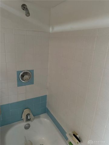 432 Scarborough Court, New Lebanon, OH 45345