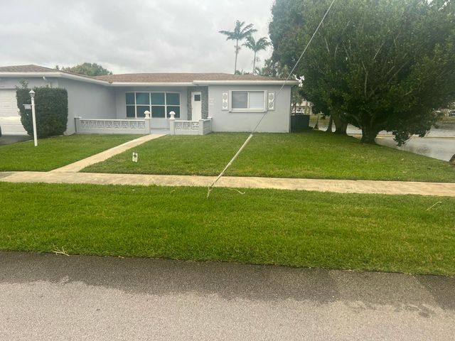 4680 NW 39th Street, Lauderdale Lakes, FL 33319
