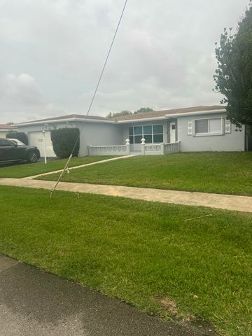4680 NW 39th Street, Lauderdale Lakes, FL 33319