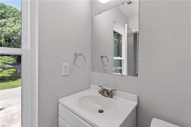 5003 Jeanne ST, Virginia Beach, VA 23462