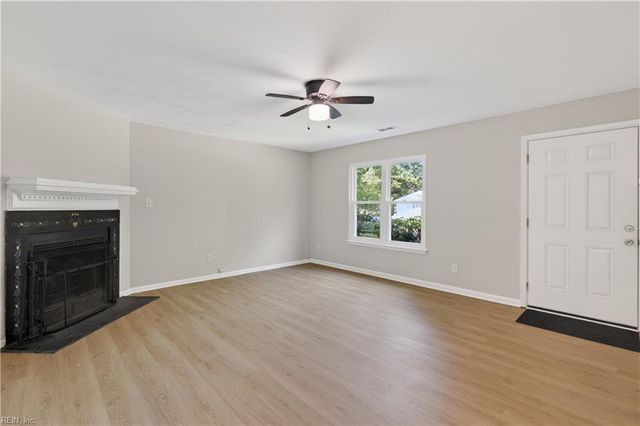 5003 Jeanne ST, Virginia Beach, VA 23462