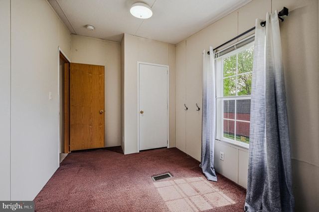 738 CLEAVER FARMS RD, Middletown, DE 19709