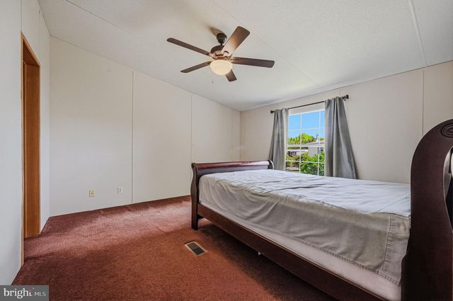 738 CLEAVER FARMS RD, Middletown, DE 19709