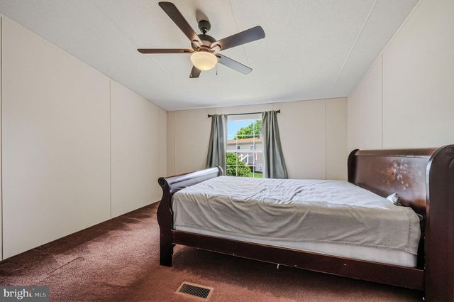 738 CLEAVER FARMS RD, Middletown, DE 19709