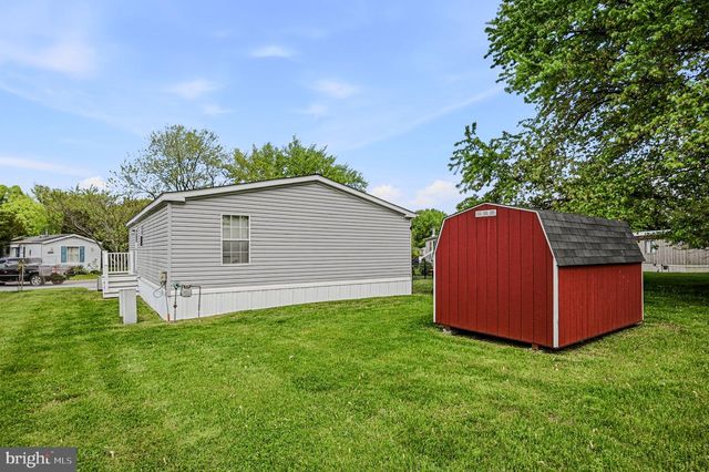 738 CLEAVER FARMS RD, Middletown, DE 19709