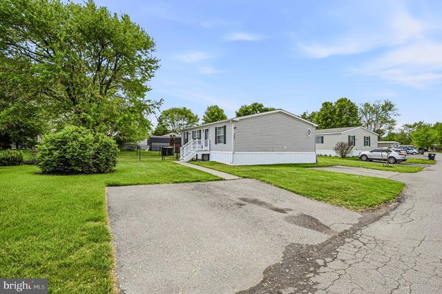 738 CLEAVER FARMS RD, Middletown, DE 19709